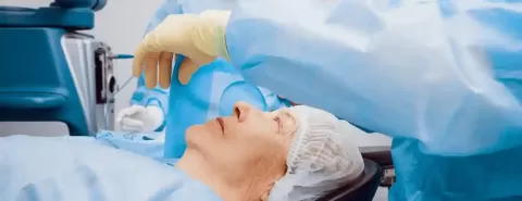 Cataract Surgery – How To Choose The Best Eye Care Center?