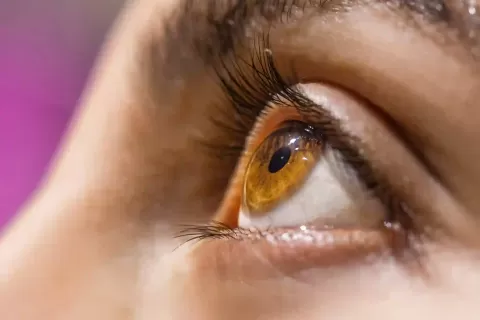 Cataract Surgery – How To Choose The Best Eye Care Center?