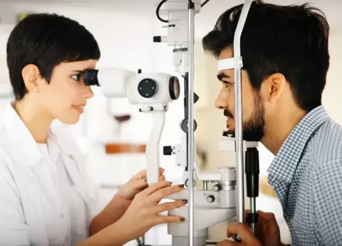 Cataract Surgery – How To Choose The Best Eye Care Center?